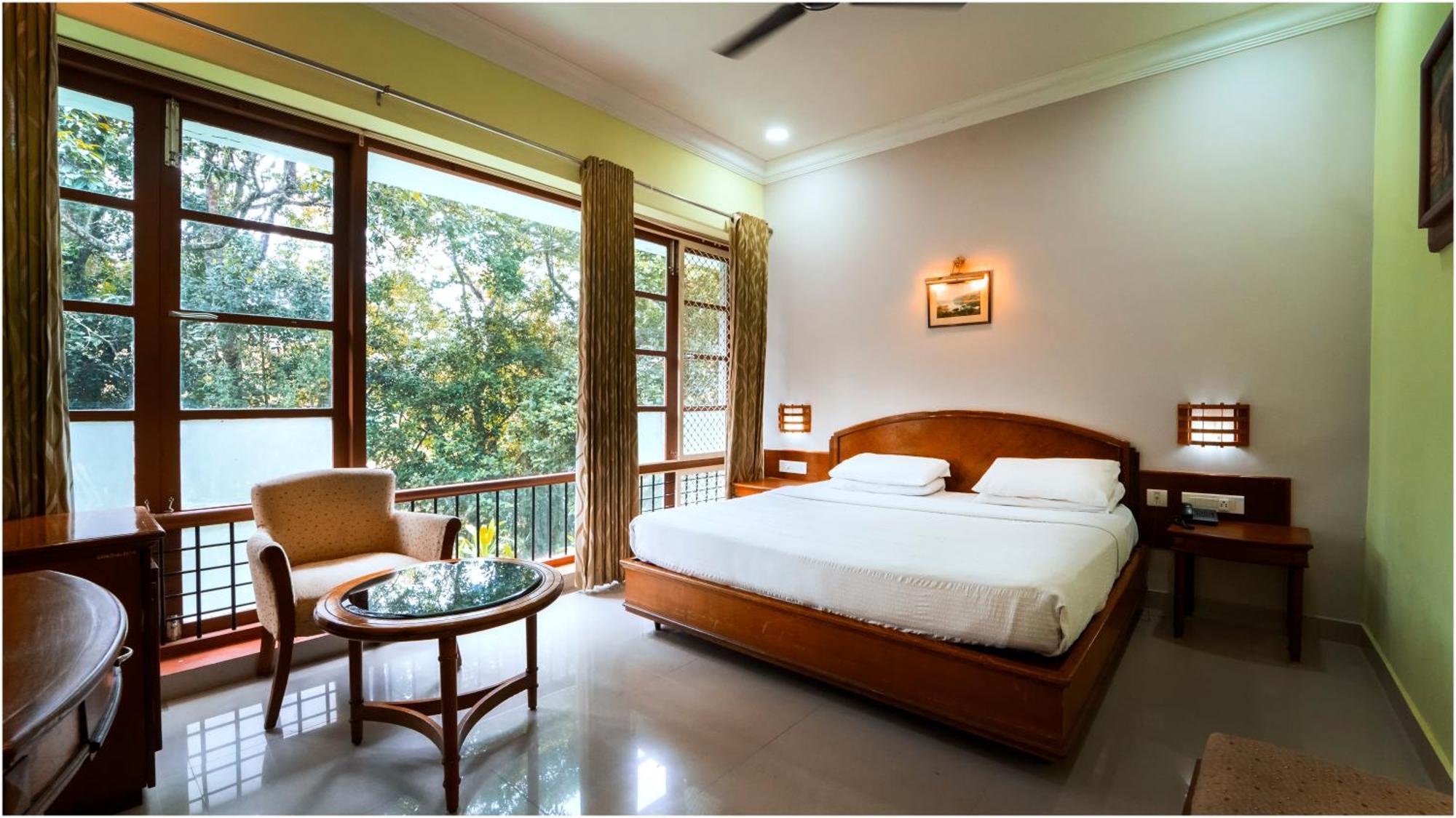Hotel Aranya Nivas Thekkady Exterior foto